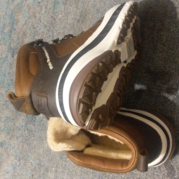 UGG + White Mountaineering Hiking/Winter Boots/shoes  NWOT - Picture 12 of 12